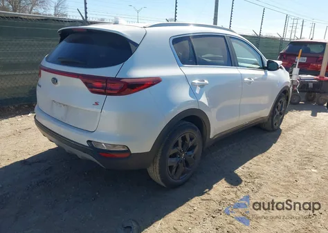 2020 Kia Sportage S z USA, uszkodzony, nr VIN KNDP63AC2L7825444